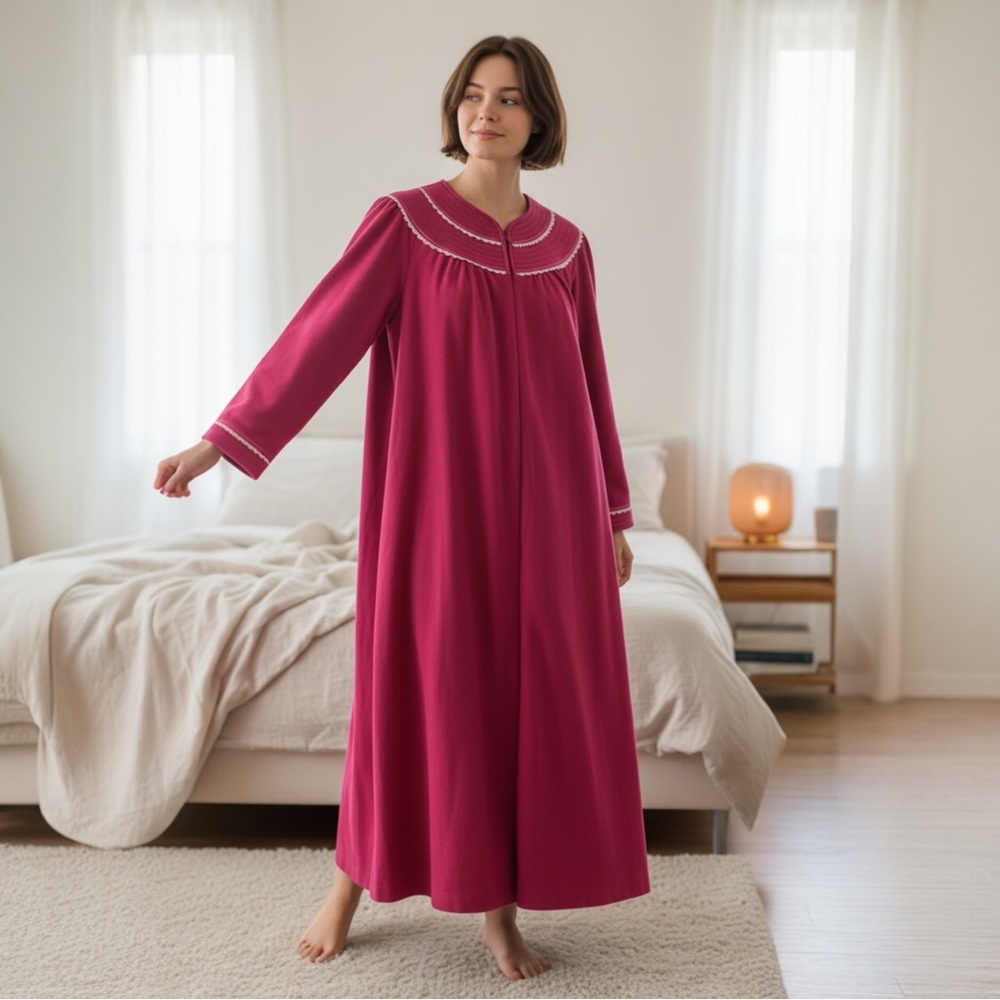 Vintage Sears Just For Women 1X Housecoat Robe Long Fuchsia Union Made in USA